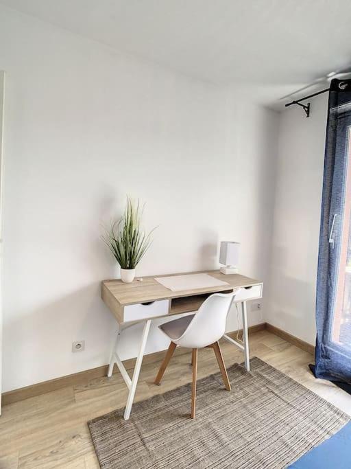 Grand Appart Terrasse Parking Design Amiens Exterior foto